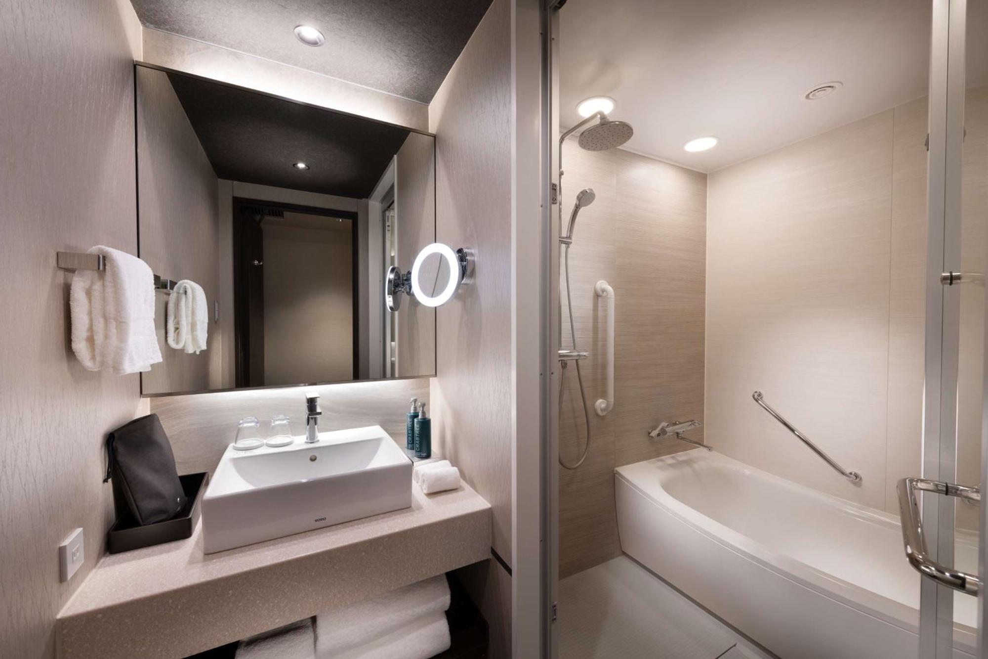โรงแรม Doubletree By Hilton Station 4*